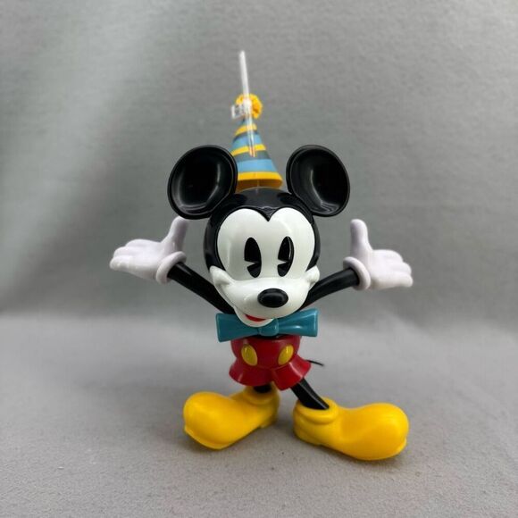 Mickey Mouse Disney Exclusive Souvenir 90th Birthday Celebration Sipper Cup NWT - Picture 1 of 9